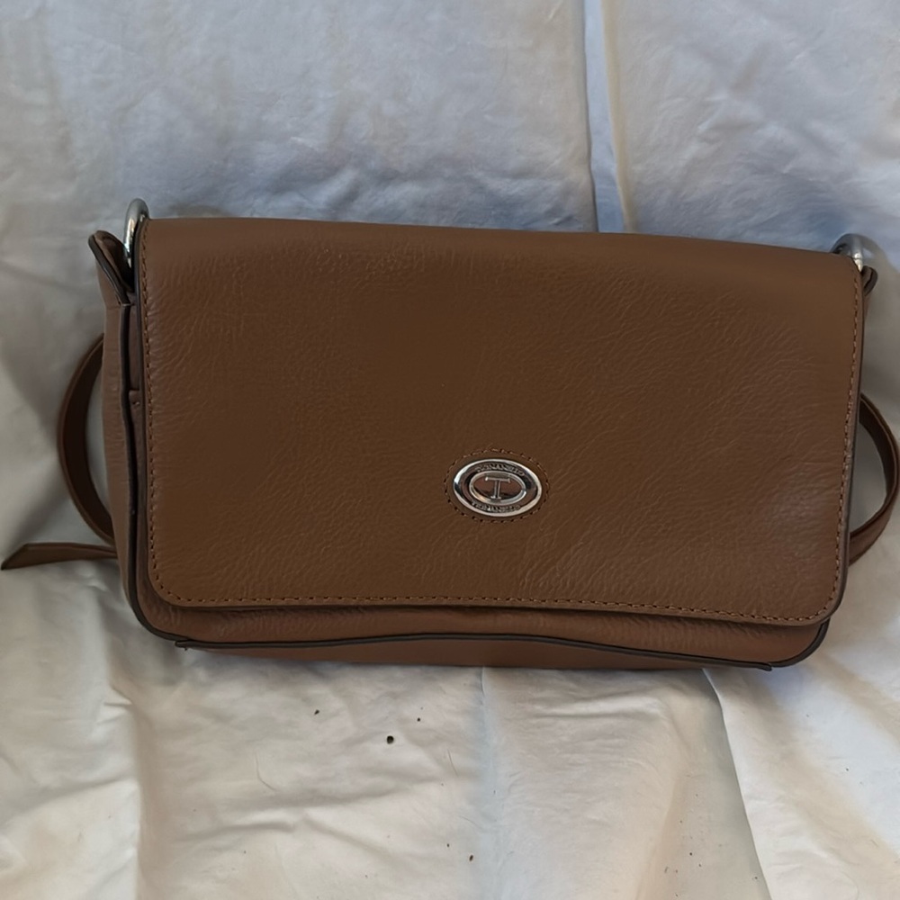 Tignatello crossbody